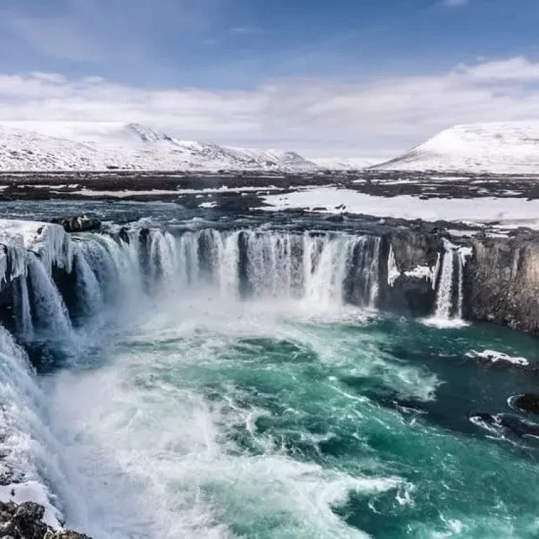 Akureyri_688_550-550x550