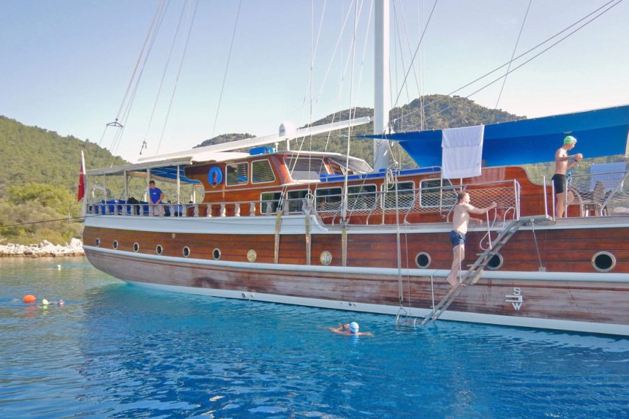 Sail Dubrovnik to Split / Premier Boat