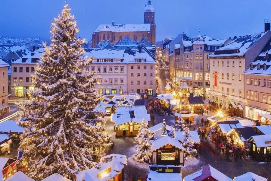 Impressive Christmas Markets: Vienna to Munich