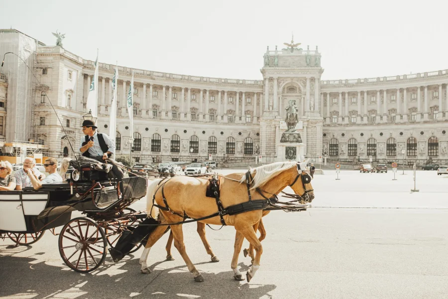 Majestic Europe : Prague to Budapest